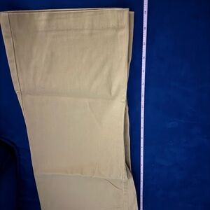 Tracy Evans mint green Capris Sz 9